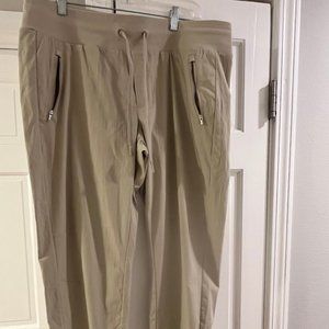Athleta Trekkie North Joggers